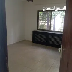 26 خلدا ـ شقه ارضيه فارغه للايجار ـ 200 متر داخلي  200 متر خارجي + حديقه مشجره - كراج خاص