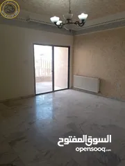  12 شقة مميزة للبيع في الرابية  قرب الإتصالات طابق ثالث 215م تشطيب سوبر ديلوكس