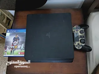  4 PS4 1TB with controller