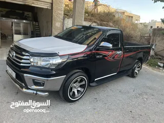  10 غرفة هايلوكس مركزي 2023