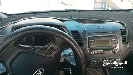  7 سياره كيا 3احد عشر الف