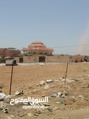  5 منزل للبيع على شارع 100 مطل منطقة جميلة جدا و هاذيه