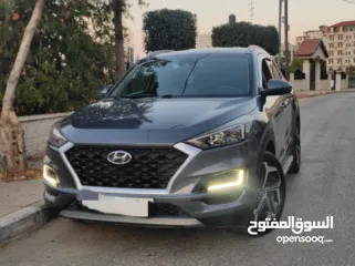  6 هونداي توسان ماطور 2000ديزل 2*4 فحص نخب وعداد قليل