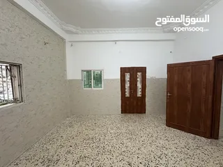  4 شقه للاجار ممتازه