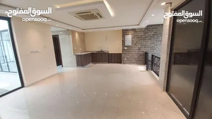  15 فيلا مستقله فارغه للايجار+ تشطيبات فاخره سوبر ديلوكس مسبح + مصعد + 4 طوابق