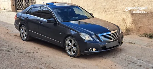  2 مرسيدس E 200 بحالة ممتازة