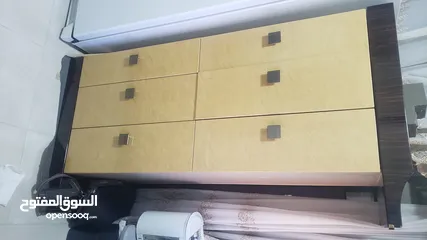  3 تسريحة غرفة نوع للبيع مع ملحقاتها