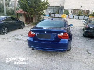  5 BMW 320i 2008