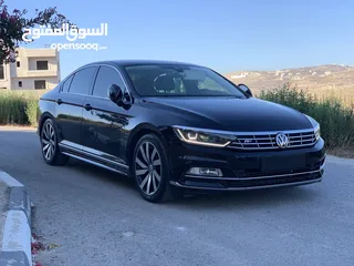  9 باسات R line بحالة الوكالة