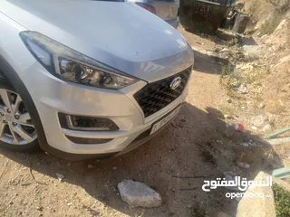  5 هيونداي توسان