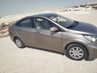  14 Hyundai accent car