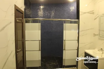  7 شقق للبيع سوبر ديلوكس مساحات مختلفه من المالك مباشره مميزه