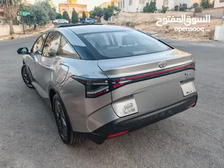 7 تويوتا Bz3X بطارية كبيرة فل مع فتحة