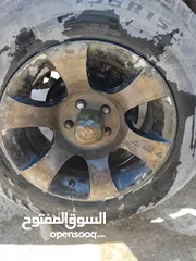  1 جنط 15 هايلكس 4 فردات