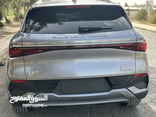  3 بي واي دي ايوان 2022 يوجد عدة سيارات بطاريه كبيره