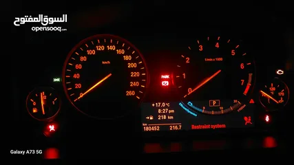  4 BMW 520i 2013