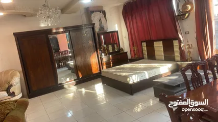 16 نشتري الاثاث المستعمل والاجهزه الكهربائيه والرياضيه والمكاتب والمطابخ بافضل سعر  ( معرض السمهوري )