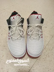  2 Air Jordan Max Aura 5 ‘White حذاء كرة سلة جميل جدا من جوردن