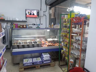  11 سوبر ماركت للبيع
