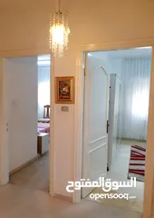  11 الرابية شقة نظيفة مفروشة للإيجار السنوي