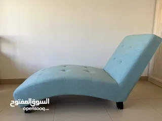  1 Lounge Chair