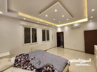  10 شقة طابقية للبيع أو للايجار - الرقم المرجعي 14373