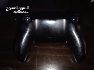  4 يد بلايستيشن 5 اصلية
