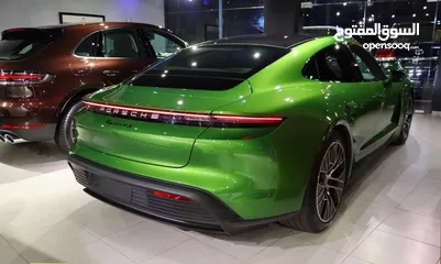  3 Porsche Taycan 4S  2020