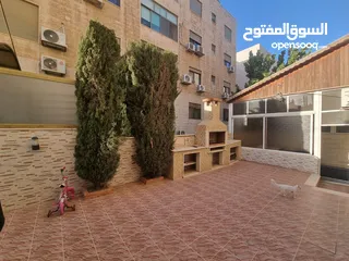 12 شقة ارضية مميزة للبيع 3 نوم في دير غبار