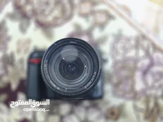  5 كاميرا تصوير نيكون D7000 نضيفة اقرو التفاصيل بالداخل كاملة تحياتي لكم