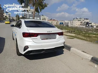  10 سيراتو k3 2022-2023 بنزين 8800 كيلومتر بحالة الوكالة  دهان الشركة الأصلي