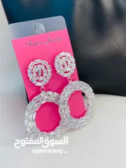  20 اكسسوارات للاذن بمضهر جميل ومفتن يزيد جمالك إلى ضعفه وايضا كفالة على الون