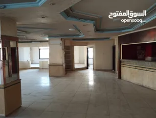  7 معرض للايجار في الجاردنز