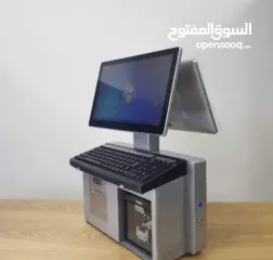  1 أجهزة كاشير / رفوف خشب/ رفوف زجاج/سلات عرض/ سلات زبائن