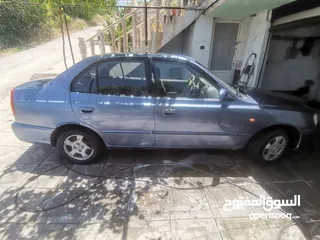  1 هونداي اكسنت موديل 2000 قصت الفيرانا الون ازرق قابل للتفاوض