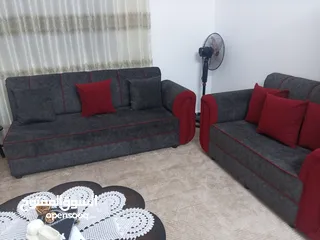  3 طقمين كنب مع طاوله