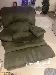  1 كرسي هزاز recliner