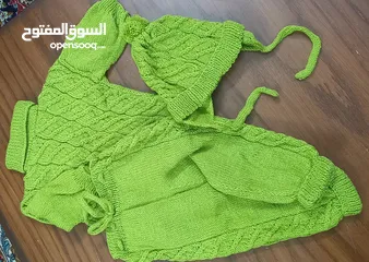  2 بطانيات وملابس اطفال