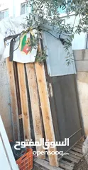  1 بواب خشب مع الحلق كامل نظاف 4 بواب