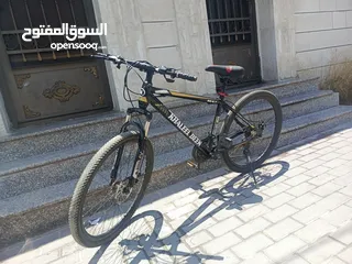  5 بسكليت امريكي  جنط 26 للبيع بحالة الوكالة قابل للتفاوض
