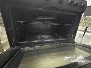  4 غاز يونيفيرسال في حاله الممتاز