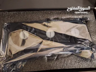  7 قطع جديدة و مستعملة للبيع