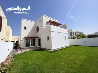  8 4 + 1 BR Stunning Villa for Rent – Al Mouj