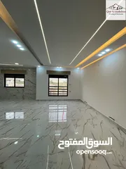  13 شقة طابق اول مساحة 165م في ارقى مناطق الجبيهة شفا بدران قرب جسر الجبيهة
