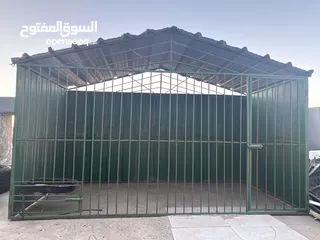  2 قفص حجمه يكفي كلبين