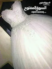  2 فستان ابيض