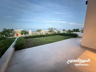  1 New Beachfront Villa, Jebel Sifah  فيلا جديدة على البحر، جبل سيفة