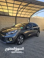  8 كيا نيرو عداد 31  الف كيلو  2022