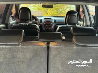  9 كيا سورينتو 2012