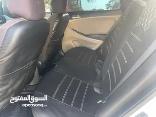  6 هونداي اكسنت 2017 مع فتحة سقف